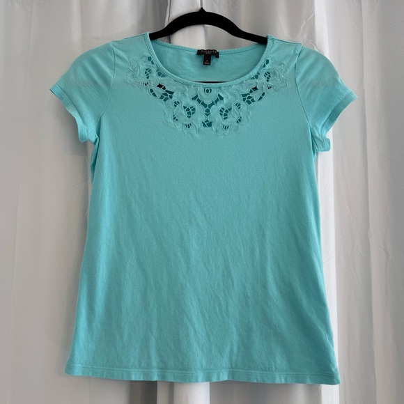 Talbots Lace Neckline Tee Aqua Blue Womens Petite Small - Picture 2 of 5